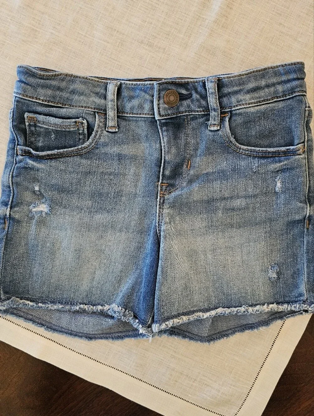 Gap Kids Girls Blue Denim Cut-Off Distressed Frayed Midi Shorts Sz M 8/9